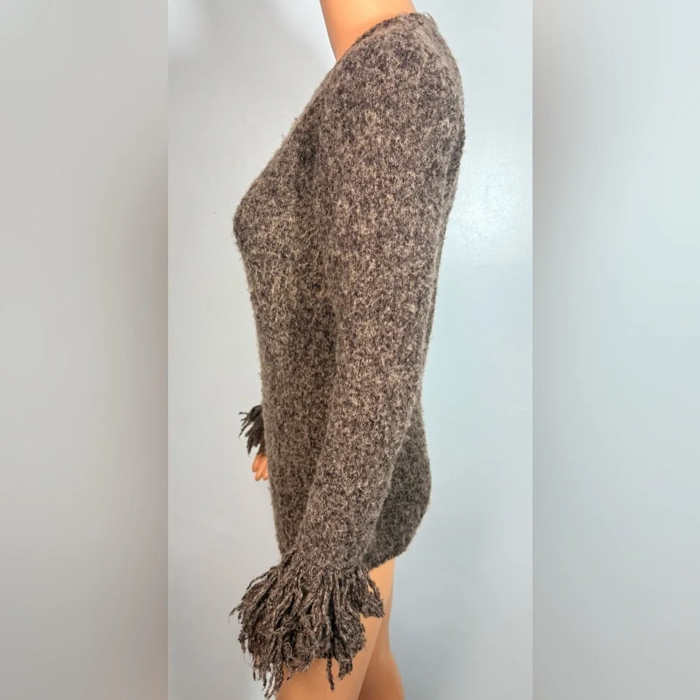 Zara Sleeve crewneck sweater - Picture 2 of 12